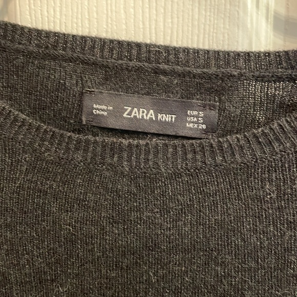 Zara colorblock cropped sweater top - Picture 2 of 2